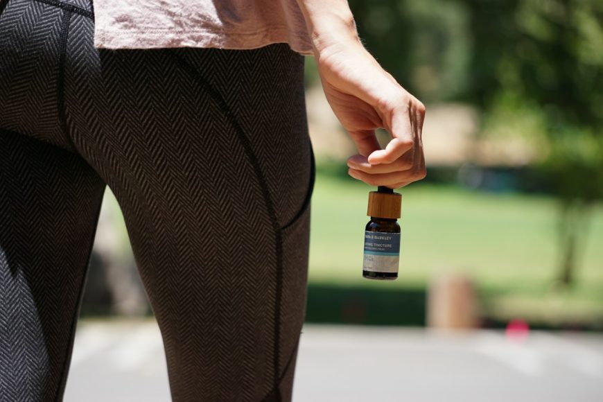 Vapear CBD vs. Flores de Ambiente en España: Elige tu bienestar
